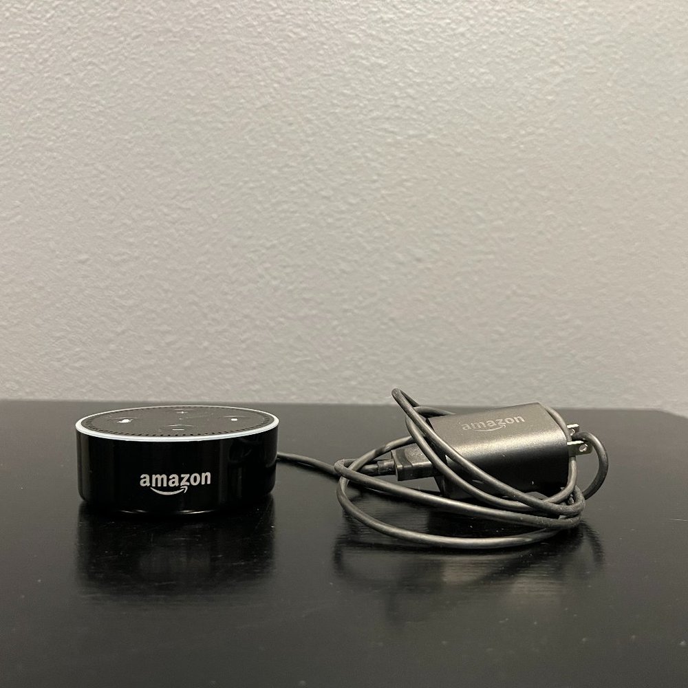 Amazon - Echo Dot (2nd Generation)